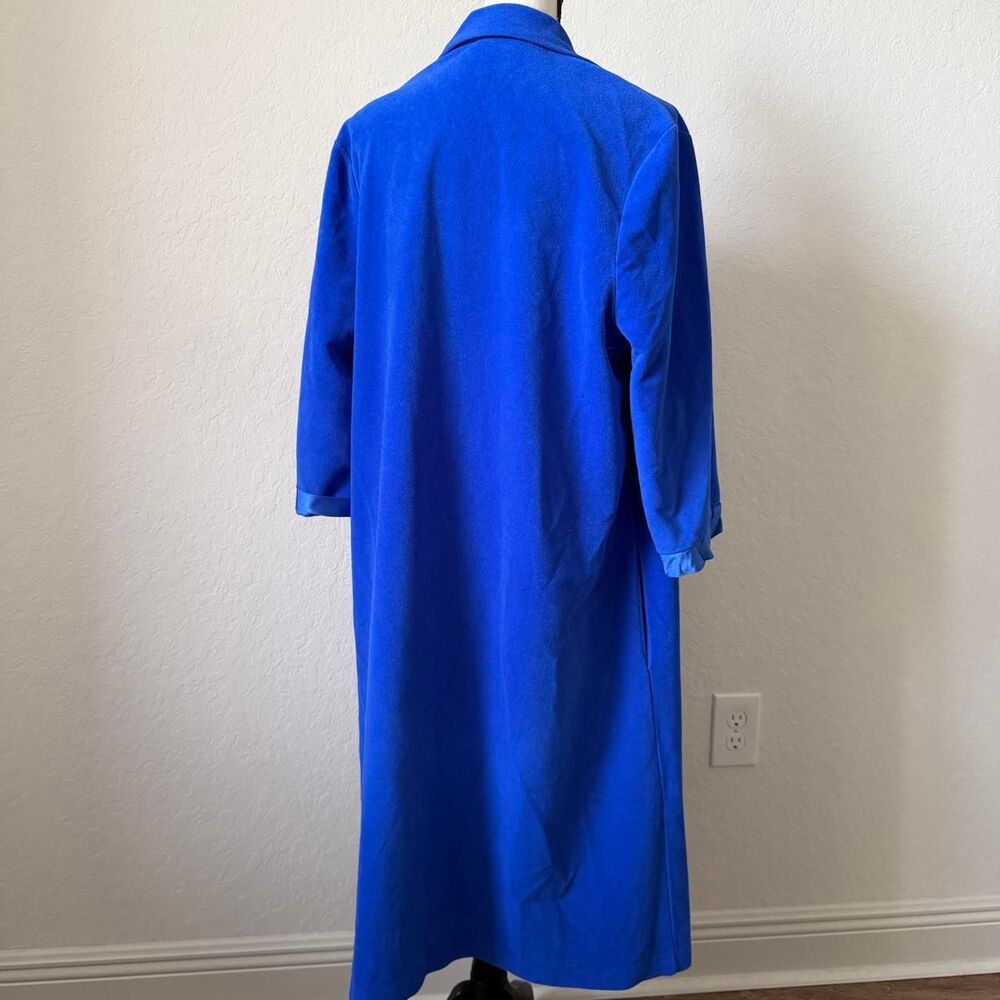 Vanity-fair Women's Blue Robe - Picture 4 of 8